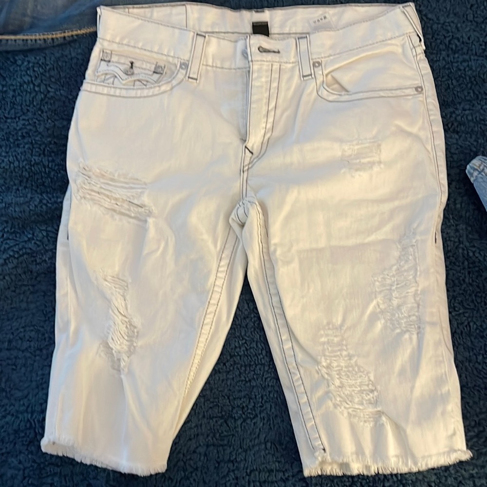 White true religion shorts size 36.